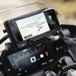 BMW Motorrad lancia ConnectedRide Cradle e lo smartphone diventa il navigatore GPS thumbnail