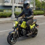 Honda Navi, l'anello di congiunzione tra moto e scooter thumbnail