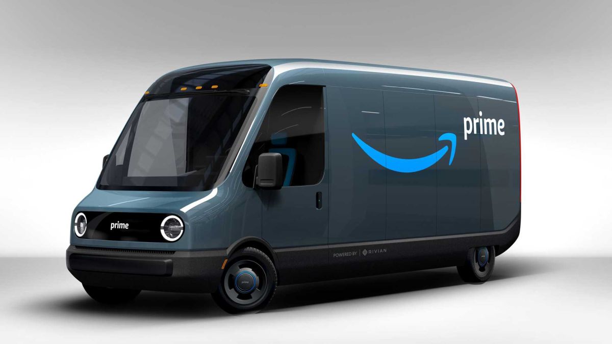 Amazon, Rivian's first 10,000 electric vans will arrive by 2022 thumbnail