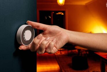 Flic Twist: ecco il pulsante quadrante che ti consente di controllare casa thumbnail