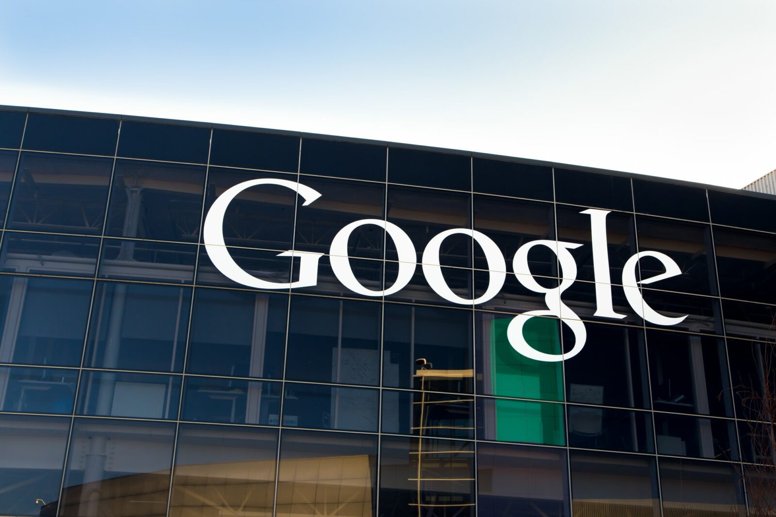 Si è rotto internet: i motivi dietro al blackout di Google del 16 novembre thumbnail