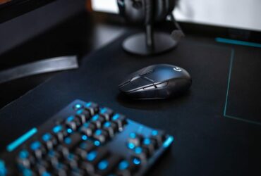 Logitech G presenta Logitech G303: il mouse da gaming wireless thumbnail