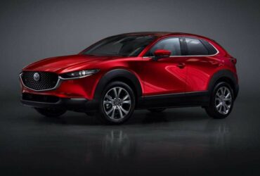 Mazda lancia la CX-30 2022, più connessa e con più stile thumbnail