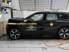 BMW iX, promossa a pieni voti in Sicurezza con 5 stelle Euro NCAP thumbnail