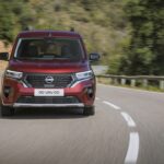 Nissan Townstar debutta in Europa: versione passeggeri da 28.600 euro thumbnail