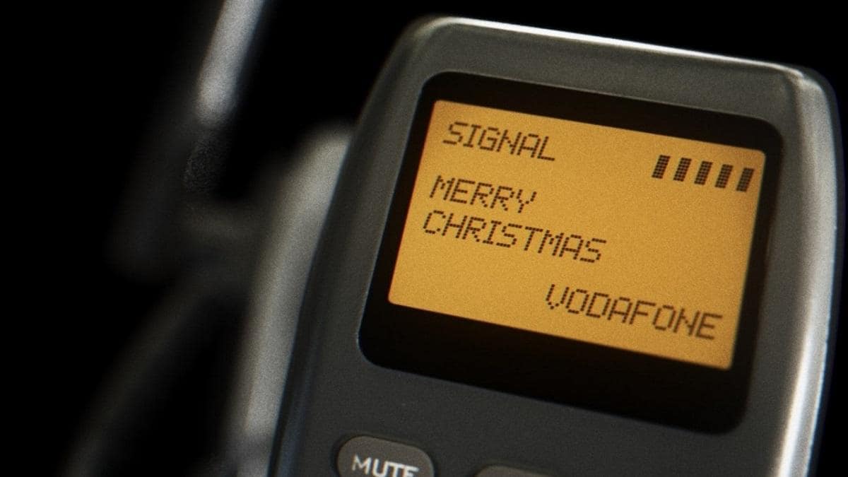 All'asta il primo SMS della storia in NFT: 'Merry Christmas' thumbnail