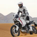 Ducati DesertX, arriva l'enduro dal gusto retrò ma con tanta tecnologia thumbnail