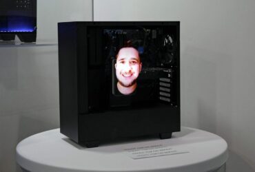 CES 2022: ecco il primo PC da gaming olografico thumbnail