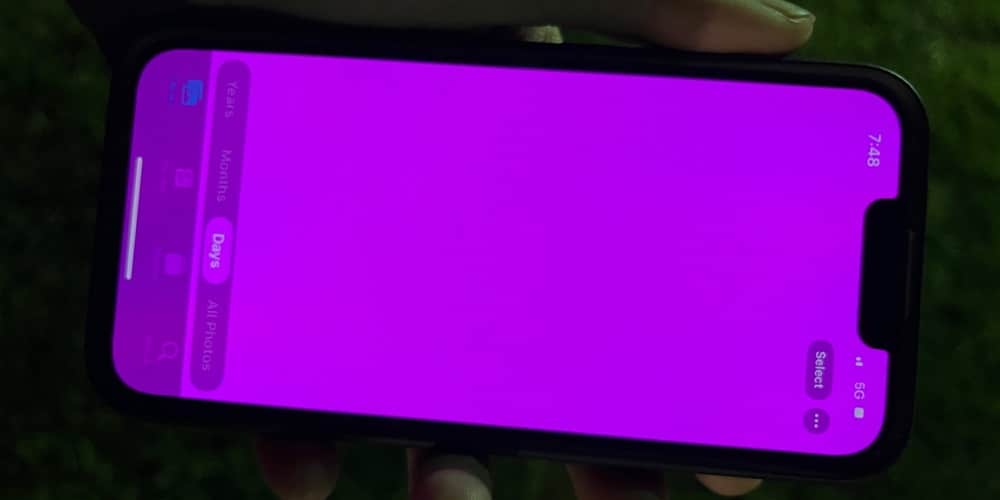 iphone-13-screen-pink-tech-princess