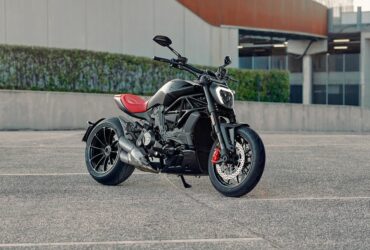 Nuova Ducati XDiavel Nera, versione superlusso in soli 500 esemplari thumbnail