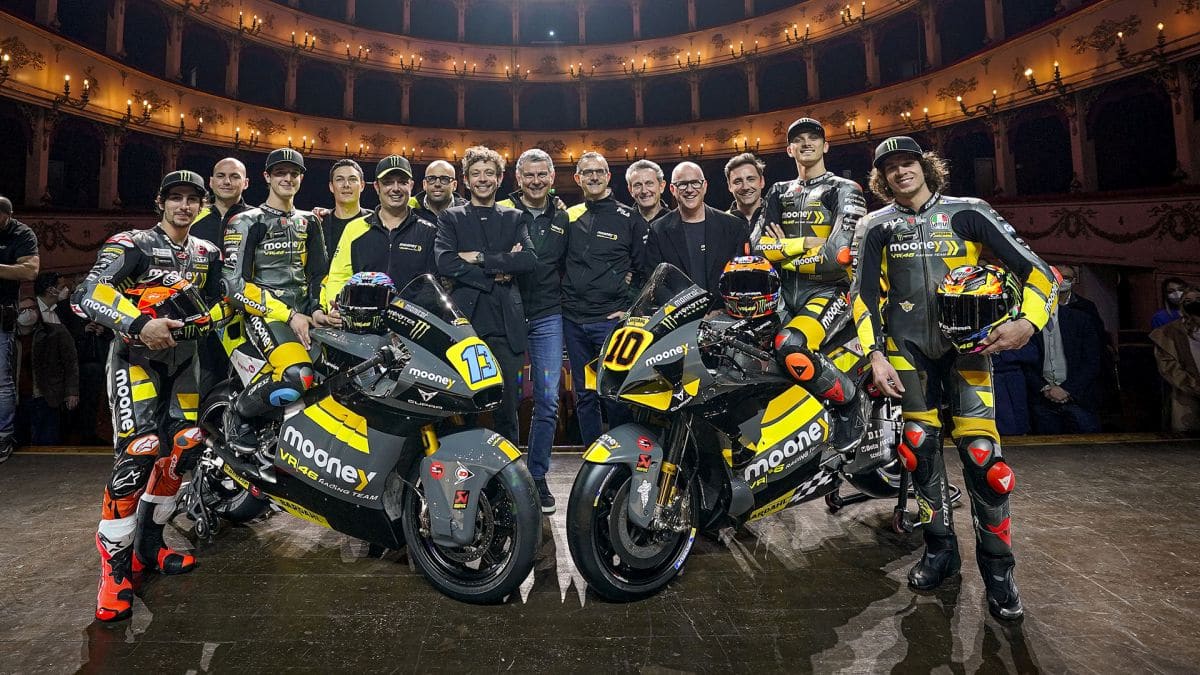 Il Team Mooney VR46 di Valentino Rossi pronto al debutto in MotoGP thumbnail