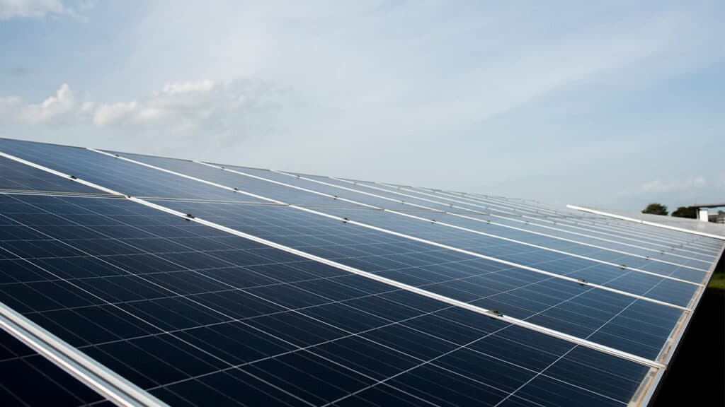 solar renewable energy amazon project