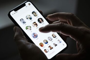 La chat di testo arriva (finalmente) su Clubhouse thumbnail