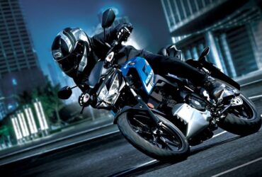 Suzuki aggiorna la naked GSX-R 125 e la rende Euro 5 thumbnail