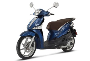 Piaggio Liberty 125, arriva l'Edizione Speciale Baci Perugina thumbnail