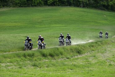 BMW Motorrad GS Academy: riparte la scuola di fuoristrada thumbnail