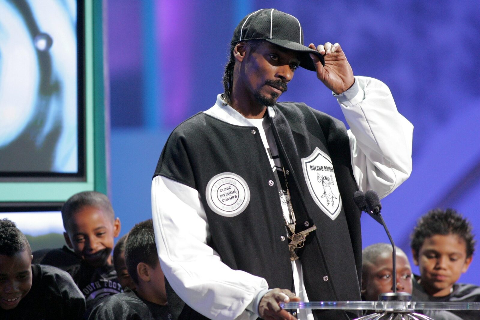 Snoop Dogg sta per arrivare su Call Of Duty: ed è armato fino i denti thumbnail