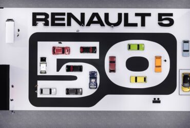 Renault celebra i 50 anni della Renault 5 al Salone Rétromobile thumbnail