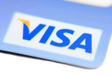 Visa lancia un programma per aiutare i creator a monetizzare con gli NFT thumbnail