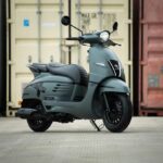 Peugeot Django Shadow, lo scooter cittadino si rinnova nello stile thumbnail