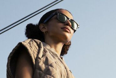 WhatsApp funzionerà con gli smart glasses di Facebook thumbnail