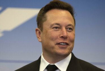 Elon Musk fuori dal Consiglio di Twitter thumbnail