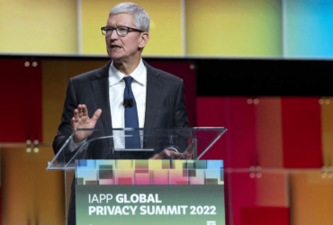 Tim Cook sulla privacy e il sideloading thumbnail