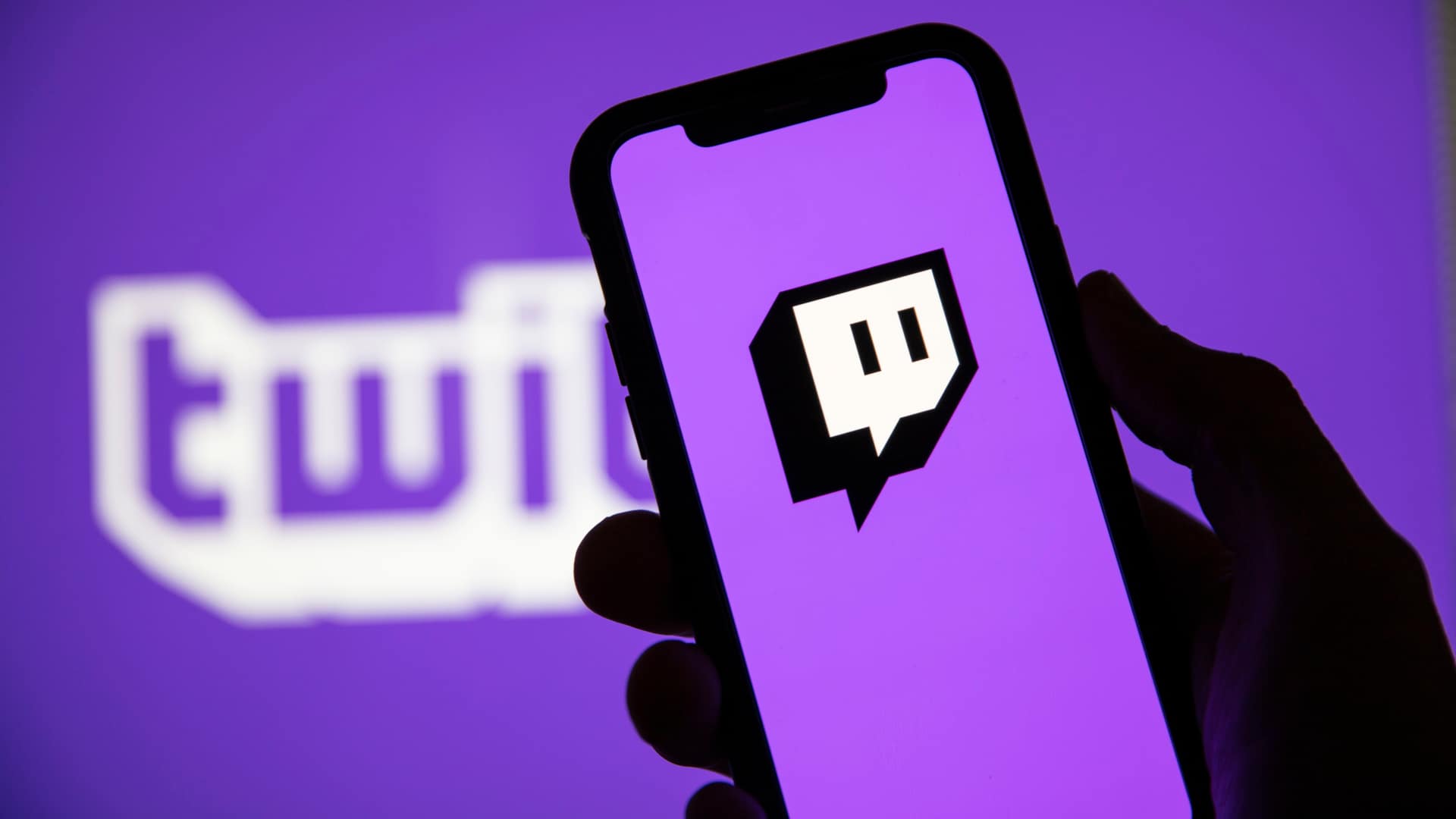 Twitch vuole tagliare i pagamenti agli streamer? thumbnail