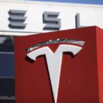 I tempi di consegna della nuova Tesla negli Stati Uniti si stanno allungando thumbnail