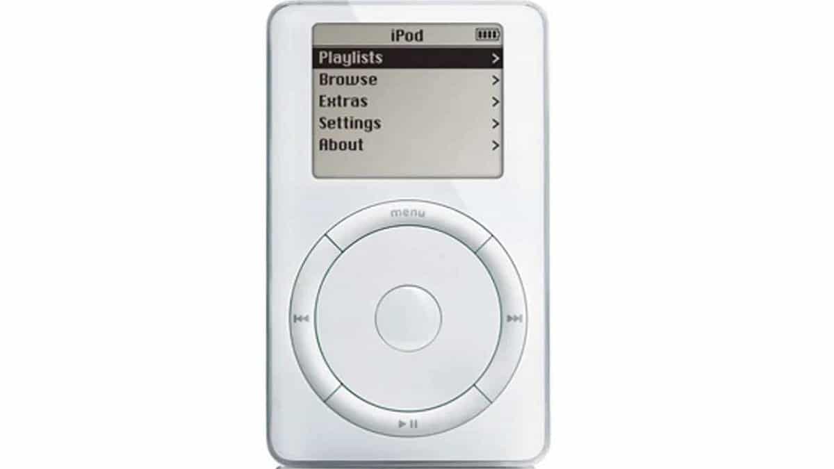 La storia di iPod, un dispositivo che ha cambiato Apple e la musica thumbnail