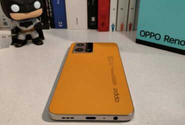 La recensione di Oppo Reno7, originalità nella fascia media thumbnail