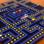 Il primo livello di Pac-Man con i mattoncini LEGO - L'opera di Loris Donadello