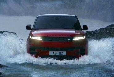 Range Rover Sport 2023: il SUV che ridefinisce il concetto di “Sporting Luxury” thumbnail