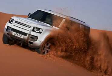 Il Land Rover Defender 130 a 8 posti scalda i motori thumbnail