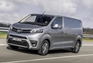 Stellantis e Toyota insieme per nuovo furgone commerciale, anche in versione elettrica thumbnail