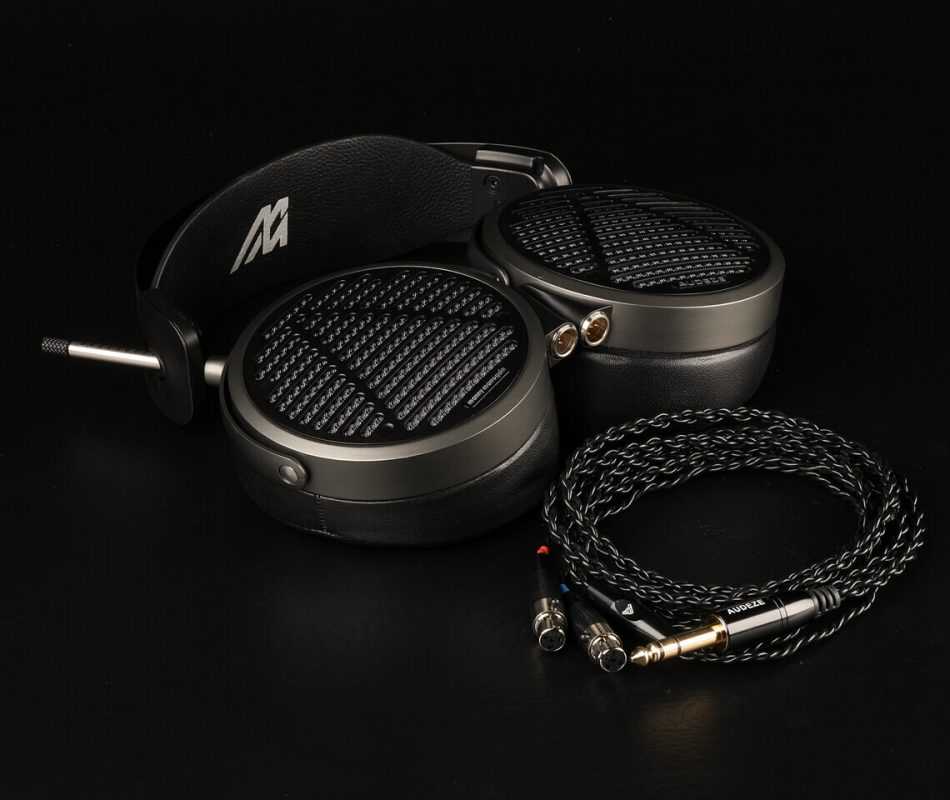 Planar magnetic headphones MM-500: the novelty of the Audeze house