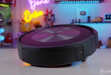 La recensione di iRobot Roomba j7: il robot aspirapolvere che impara da te thumbnail