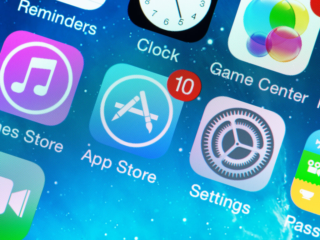 Apple has avoided a record number of scams by deleting apps from the AppStore 