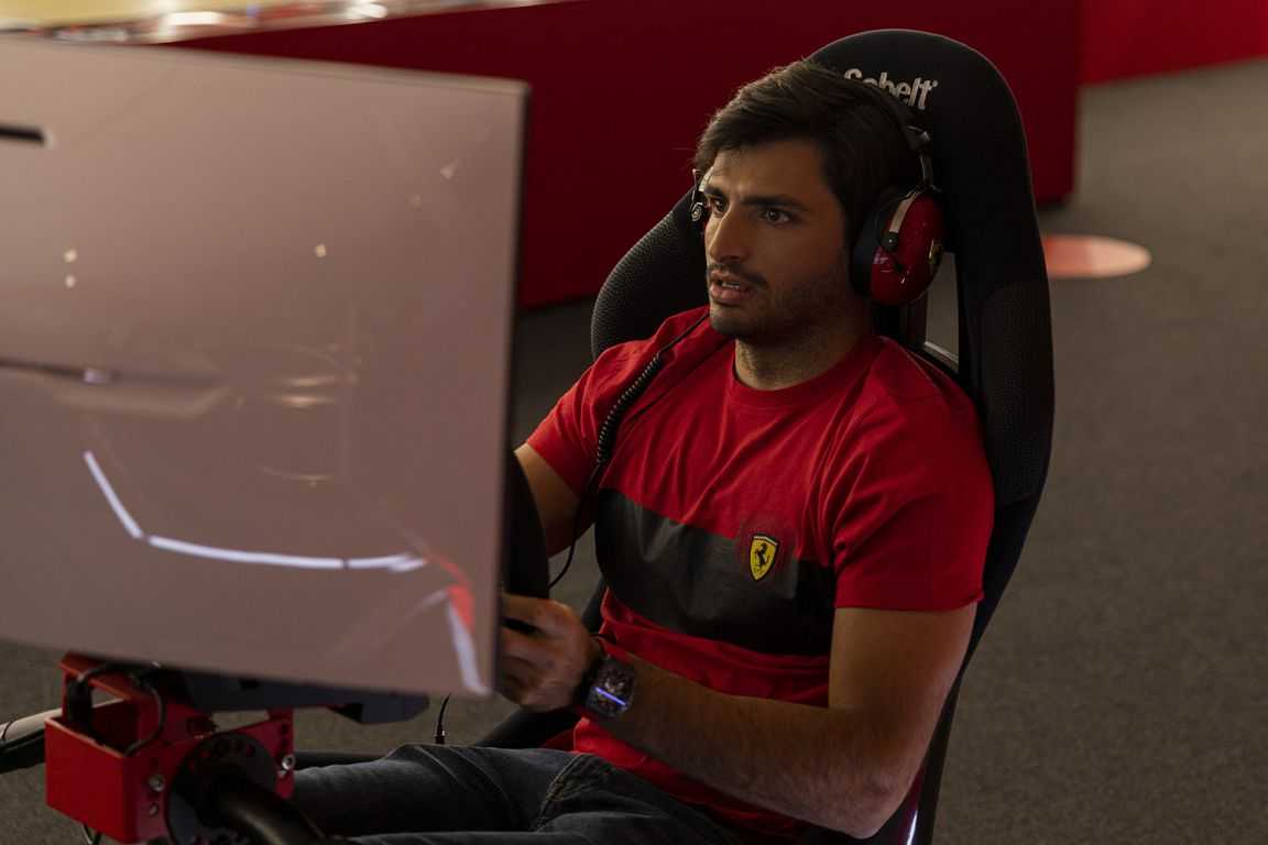 Carlos Sainz special guest of the Ferrari Velas eSports Series 2022