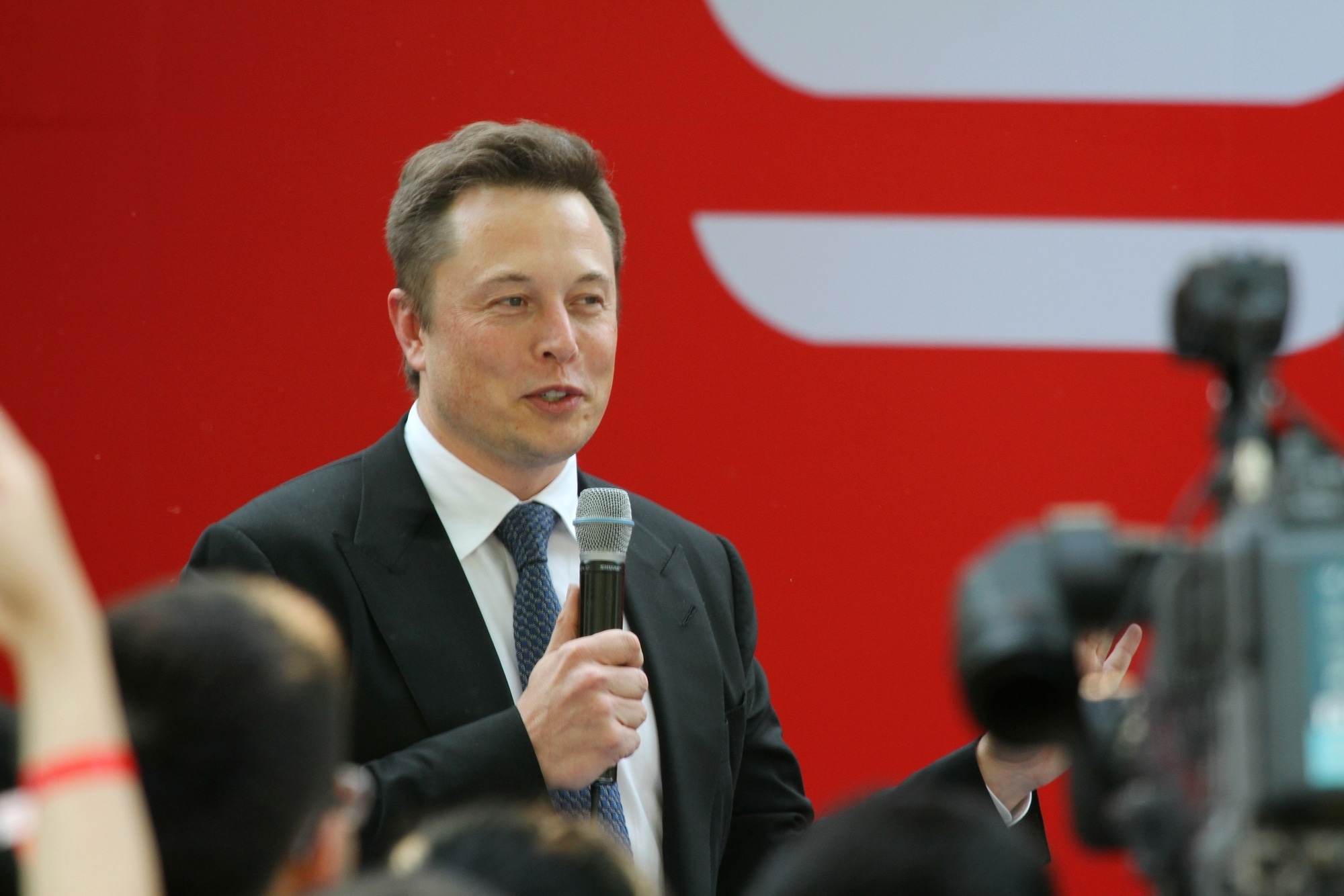 Elon Musk accusato di truffa per il "caso" Dogecoin thumbnail