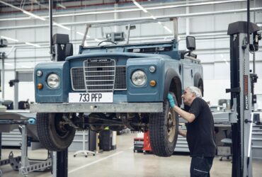 Jaguar Land Rover celebra il Giubileo di Platino thumbnail