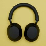 La recensione delle Sony WH-1000XM5: le migliori cuffie con la cancellazione del rumore? thumbnail