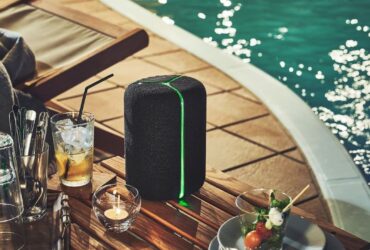 I migliori speaker impermeabili, per il perfetto party in piscina thumbnail