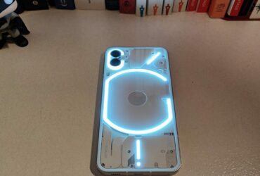 La recensione di Nothing Phone (1), semplicemente unico thumbnail