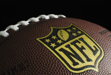 Apple punta sullo sport in diretta: offerta miliardaria per le partite della NFL thumbnail