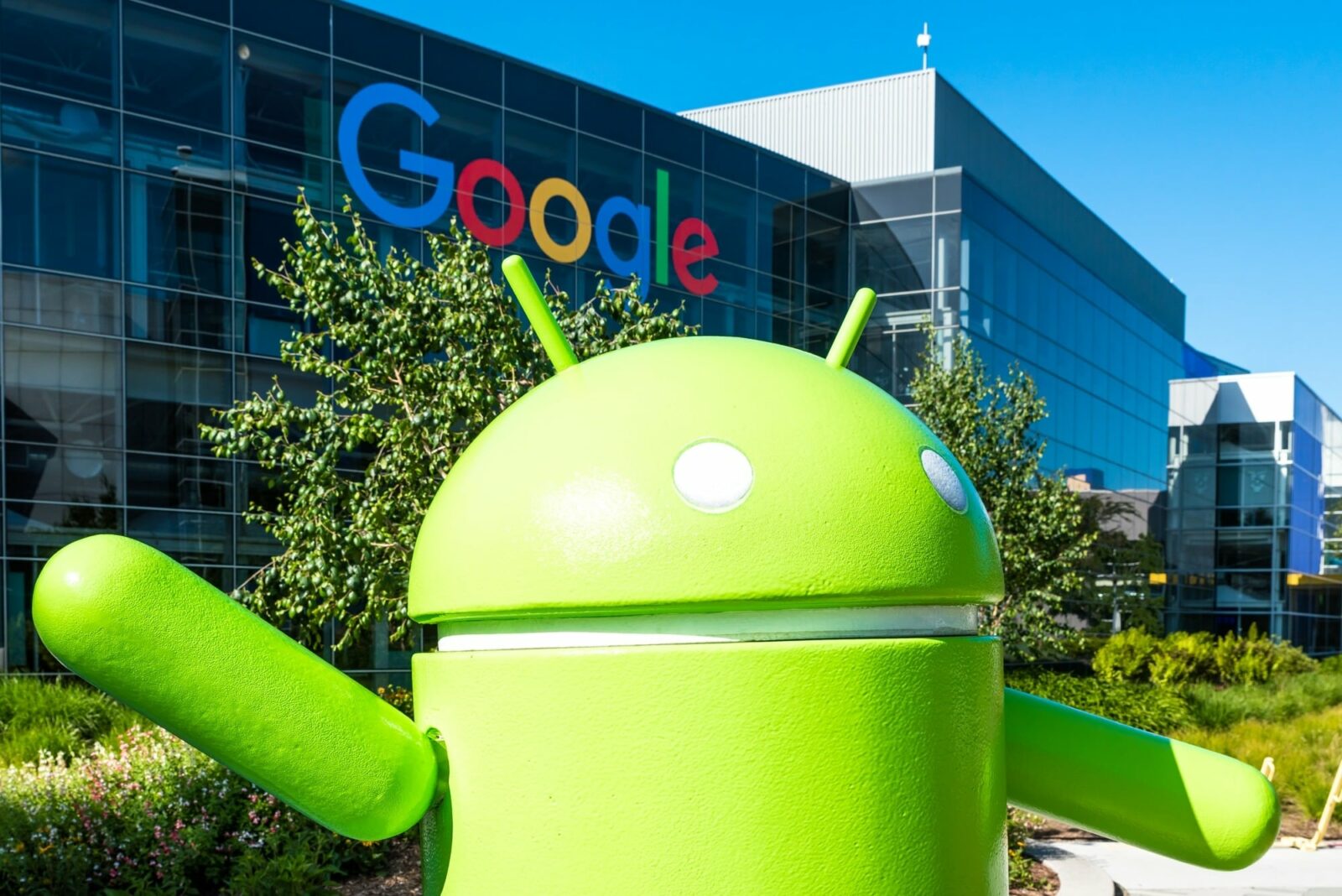 Si inizia a parlare di Android 14: ecco quando partirà la beta thumbnail
