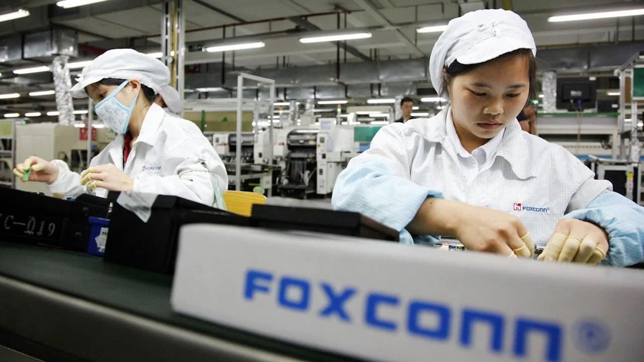 Foxconn investe 300 milioni di dollari nella produzione in Vietnam thumbnail