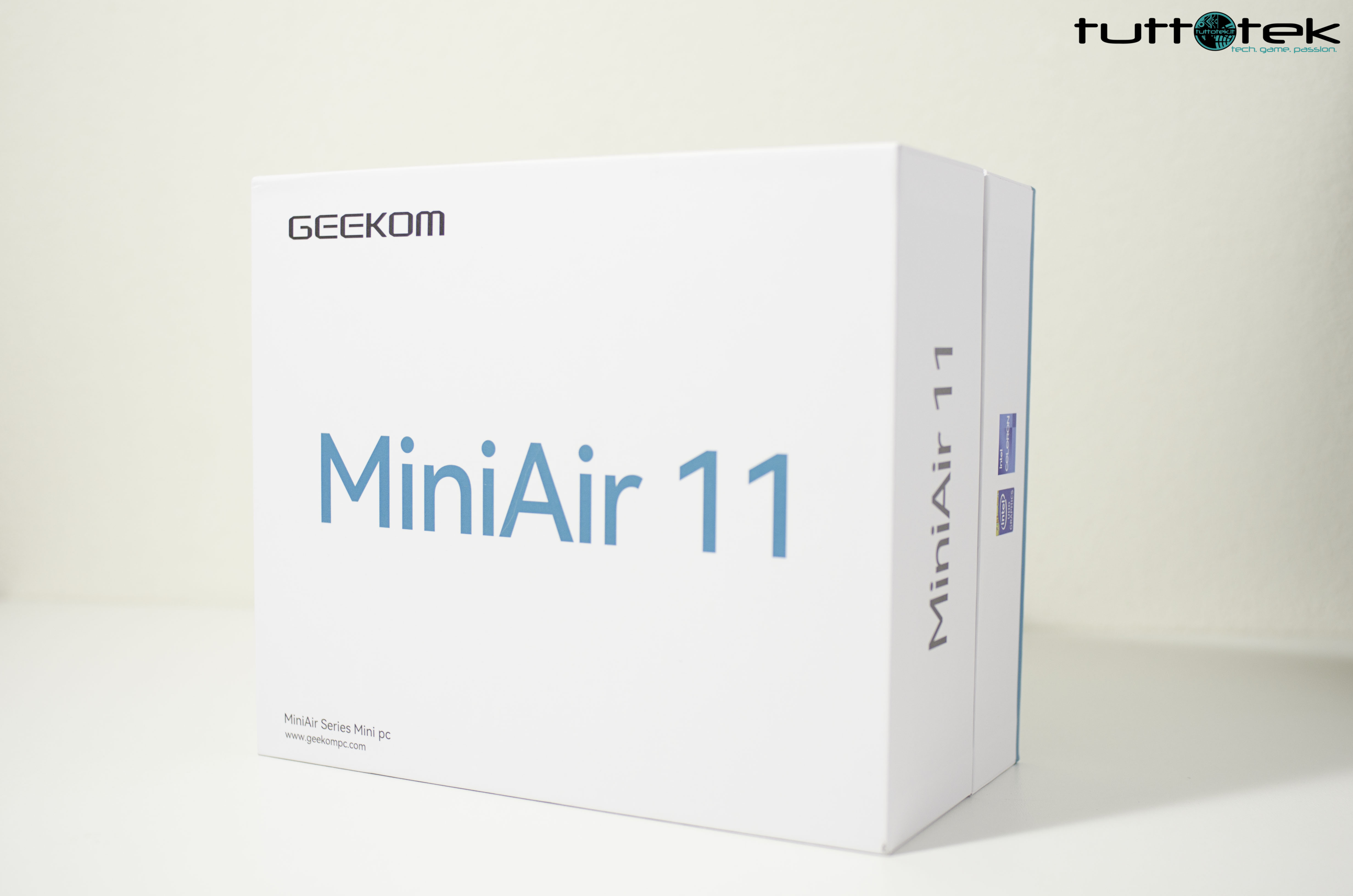 GEEKOM MiniAir 11 Review: The best budget Mini PC with Windows 11