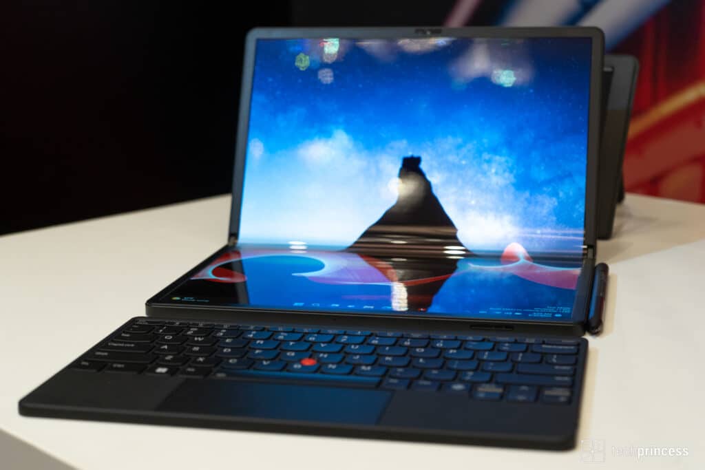 Lenovo ThinkPad X1 Fold display e tastiera