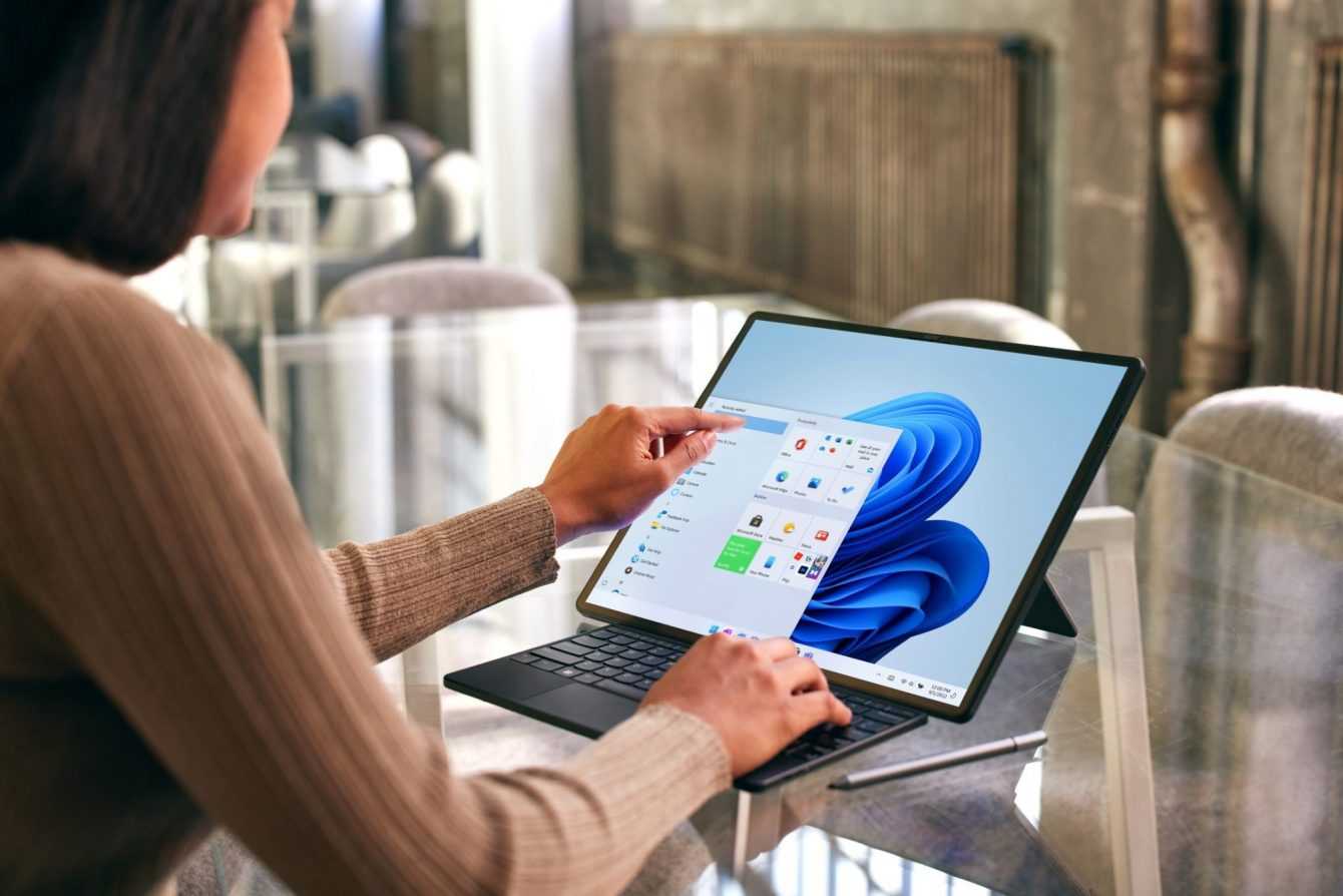 Lenovo: 16 ”ThinkPad X1 Fold announced at Tech Life 2022